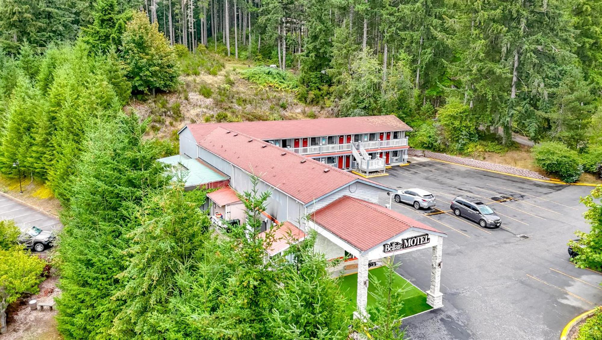 Belfair Motel Exteriör bild